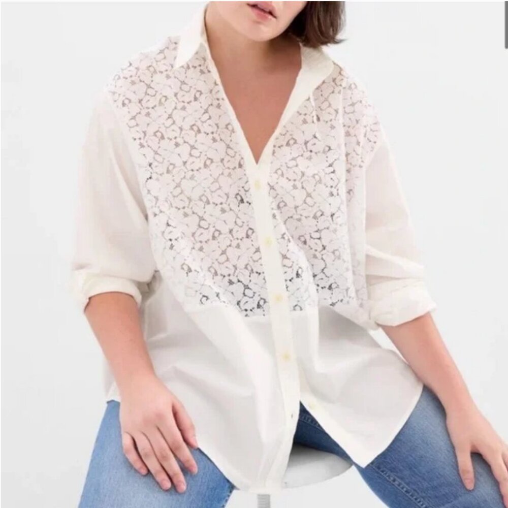 GAP Oversized Lace White Button Down Shirt size M